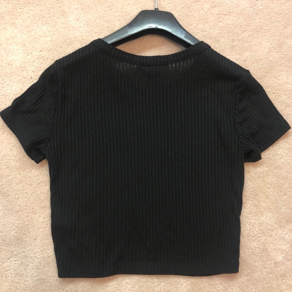 Forever21 Cropped Ribbed Tee - Picture 4 of 4